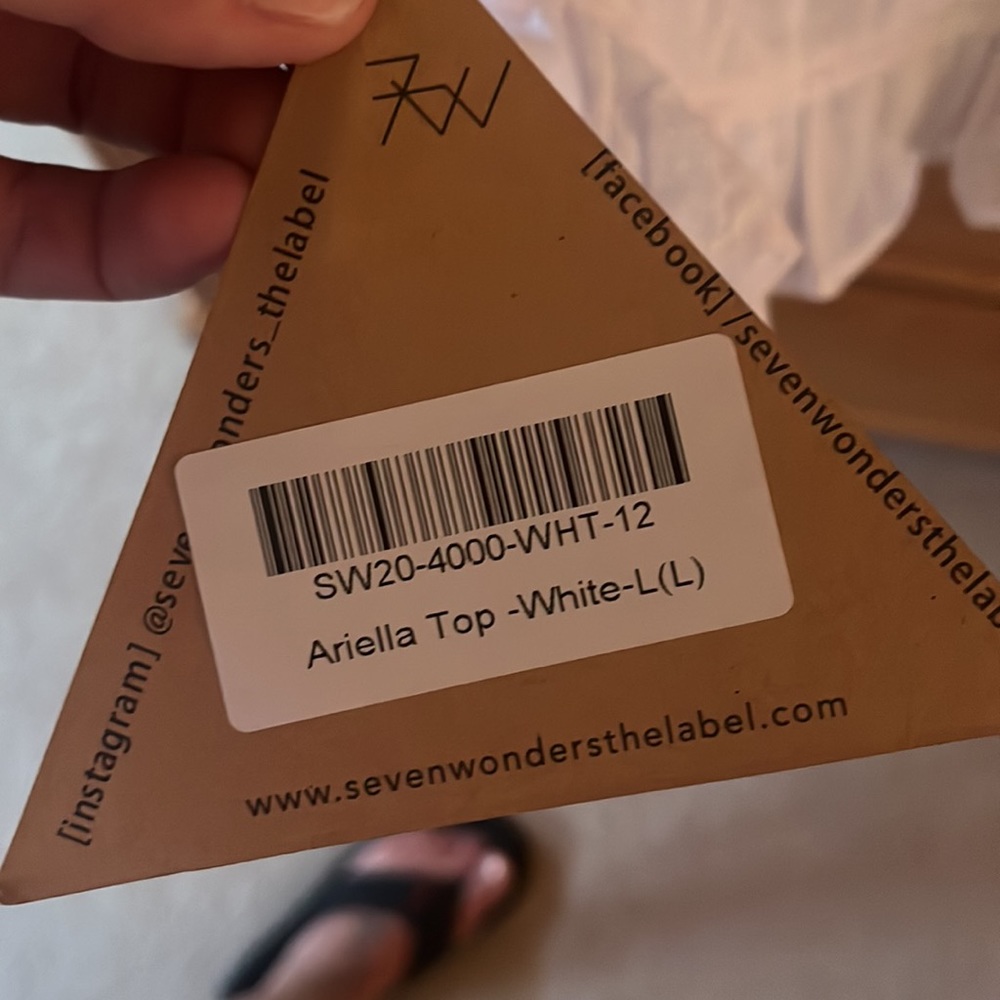 Crop top - Picture 2 of 2